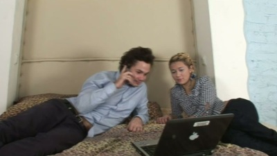 Attractive virgin opens up her twat of stud's fun