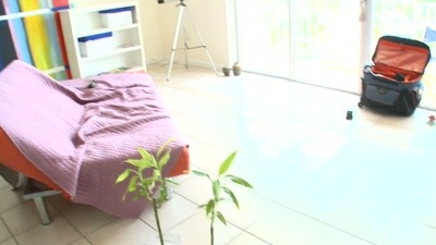 Become absent-minded Bloke cant even suit half this monster